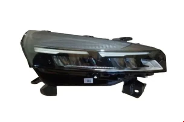 �N FAR (FULL LED) SA� CL�O 5.5 2023-